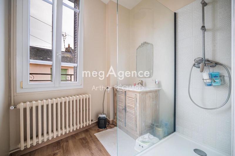 Maison - 102 m² - 5 pièces