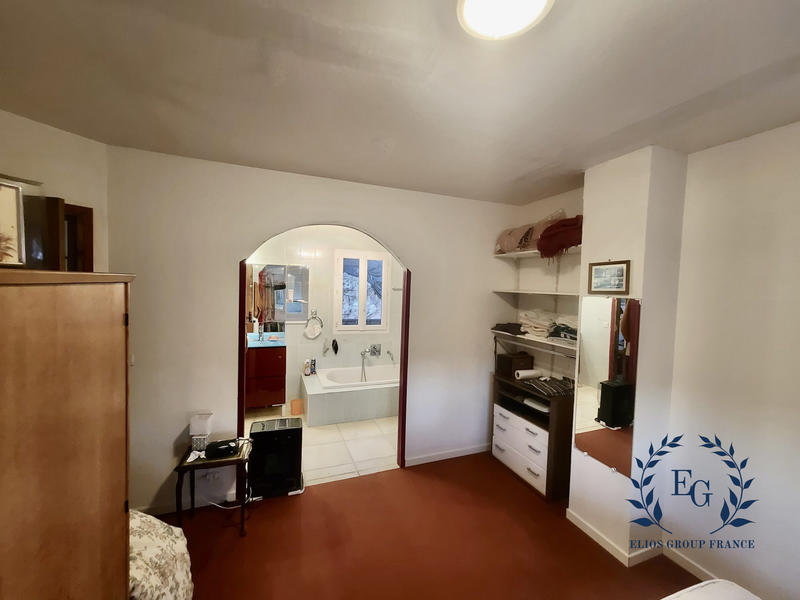 Villa - 190 m² - 7 pièces