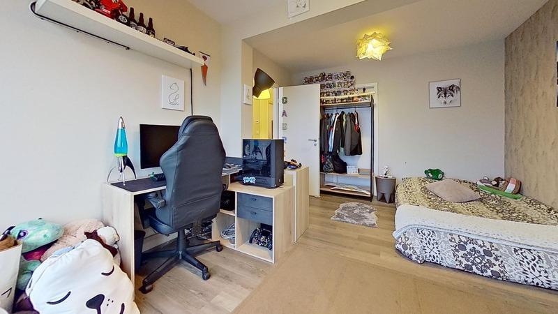 Maison - 189 m² - 7 pièces