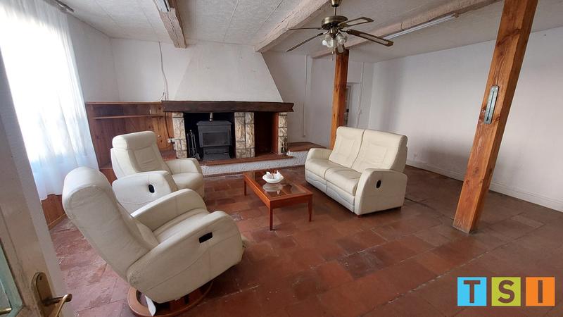 Maison - 400 m² - 16 pièces