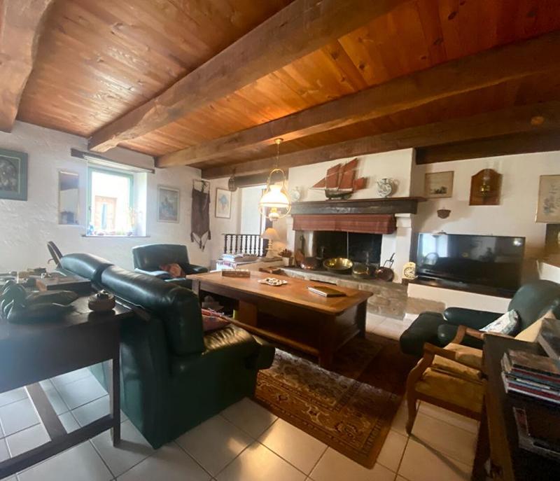 Maison - 200 m² - 8 pièces