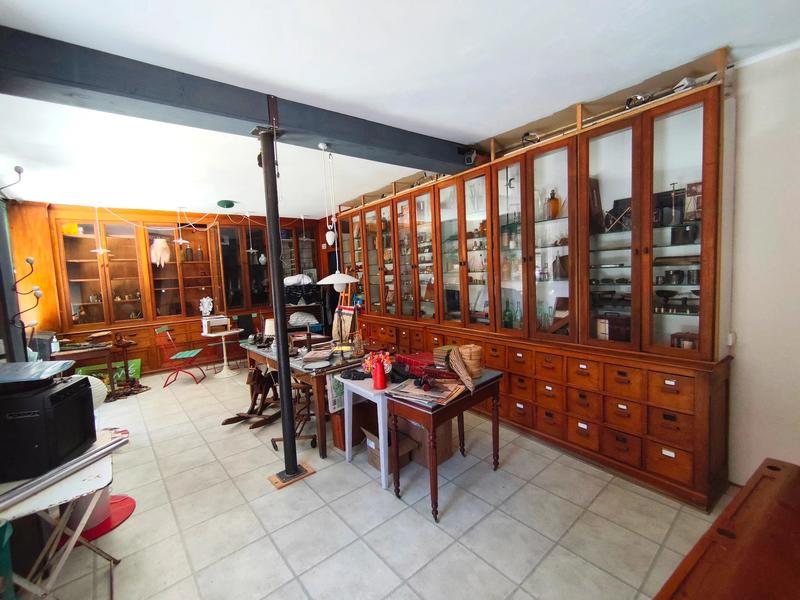 Maison de village - 273 m² - 13 pièces