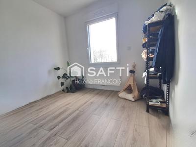 Maison - 96 m² - 4 pièces