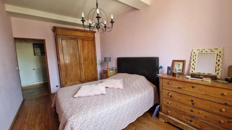 Maison - 192 m² - 7 pièces