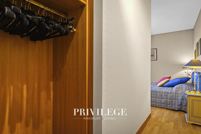 Appartement - 104 m² - 4 pièces