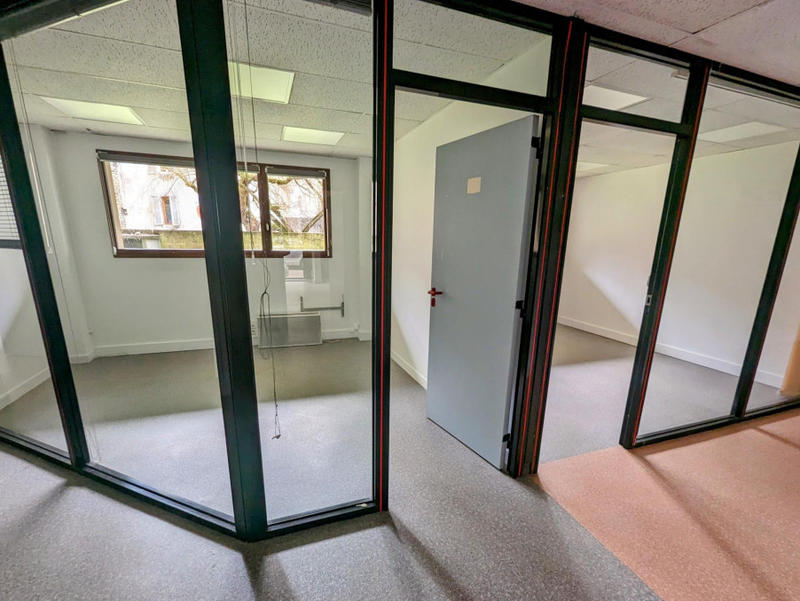 Bureau - 210 m²