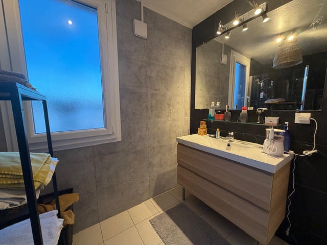 Appartement - 90 m² - 4 pièces