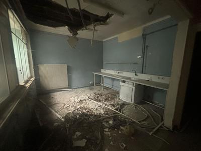 Local commercial - 180 m²