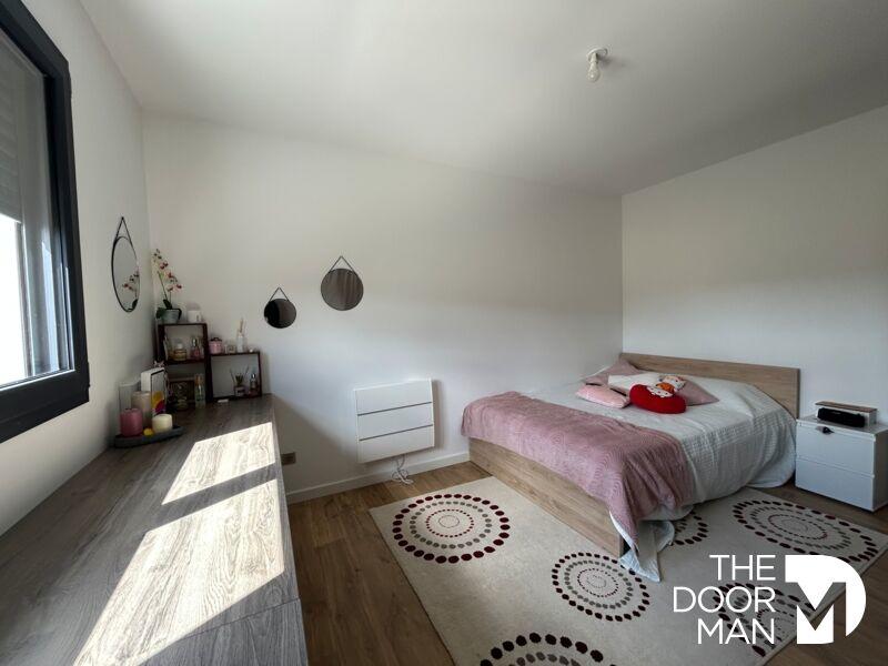 Maison - 200 m² - 7 pièces