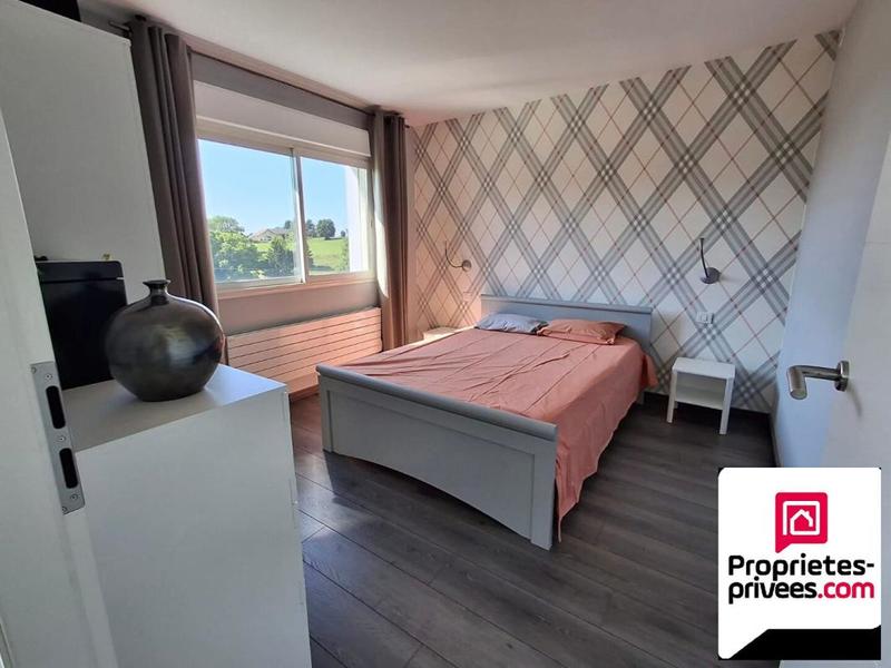 Maison - 162 m² - 6 pièces