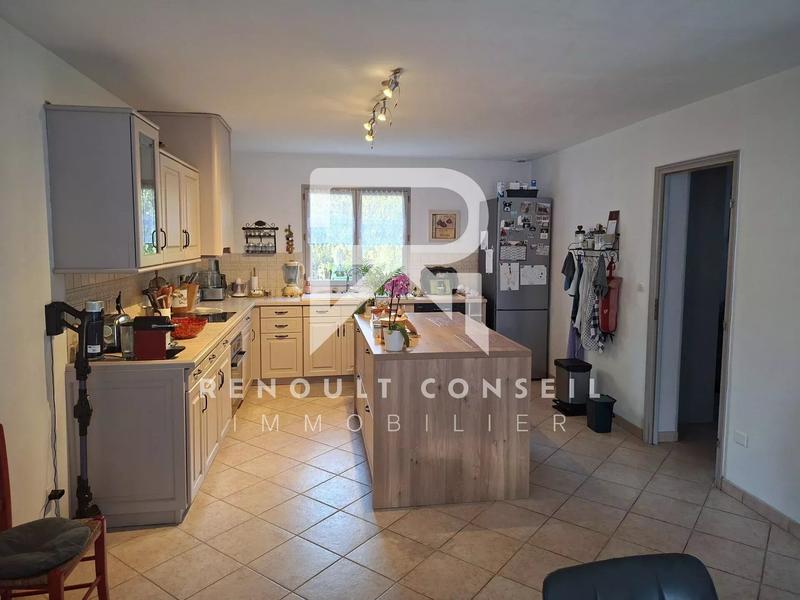 Maison - 151 m² - 6 pièces