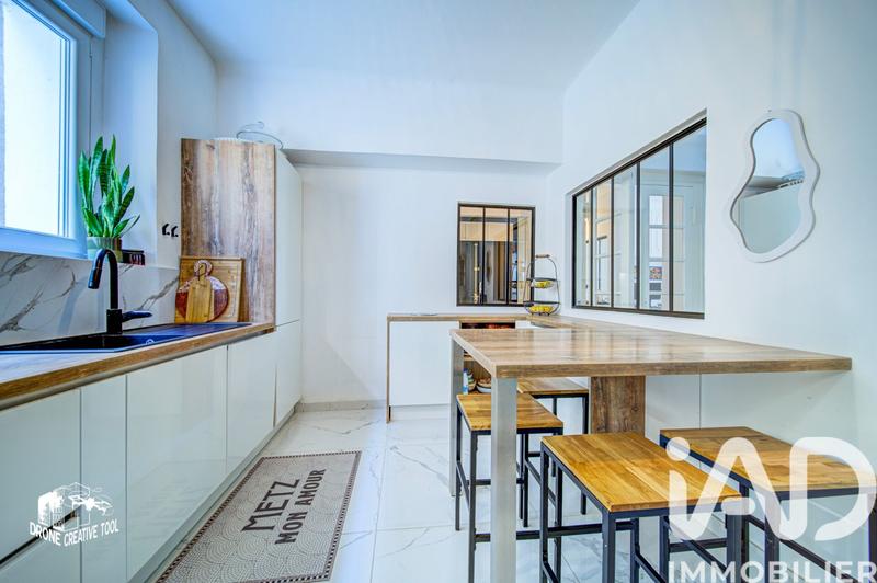 Appartement - 150 m² - 6 pièces