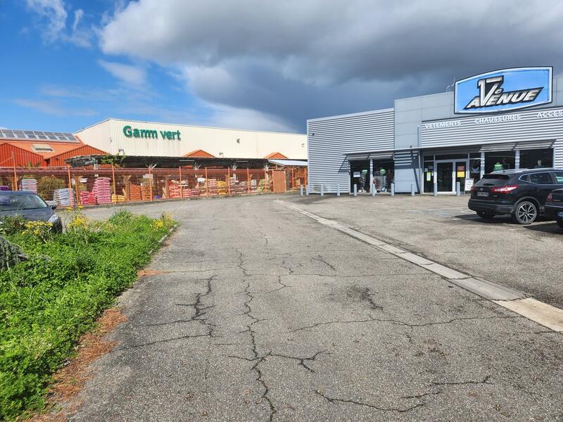 Local commercial - 600 m²