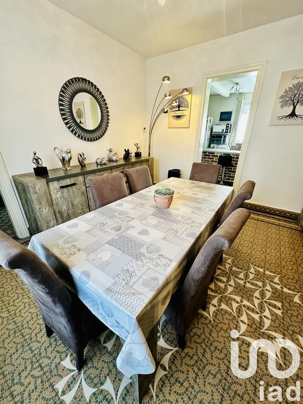 Maison - 95 m² - 5 pièces