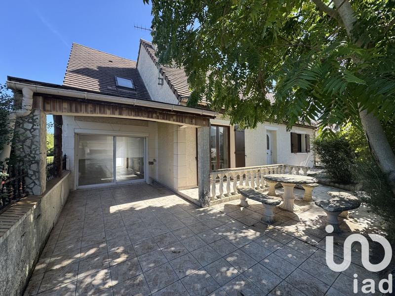 Maison - 185 m² - 7 pièces
