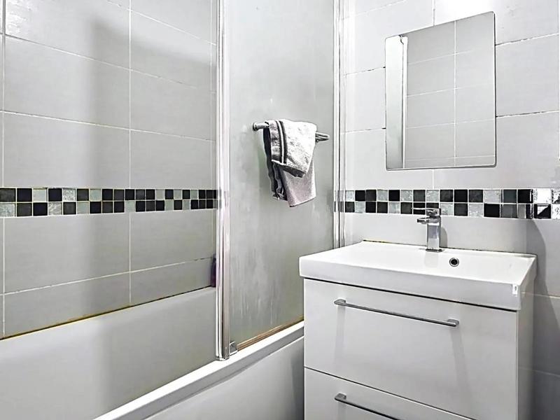 Maison en pierre - 184 m² - 9 pièces