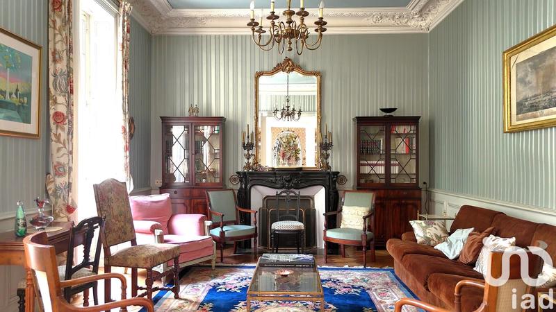 Maison de ville - 373 m² - 14 pièces