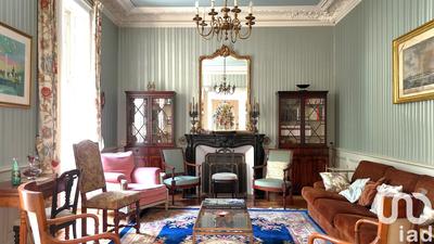 Maison de ville - 373 m² - 14 pièces