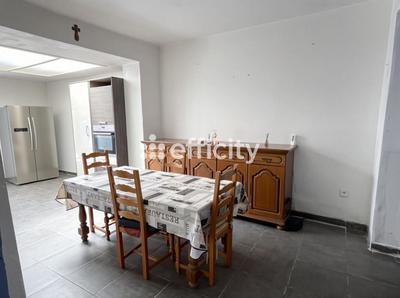 Maison - 106 m² - 6 pièces