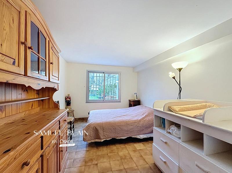 Maison - 200 m² - 9 pièces