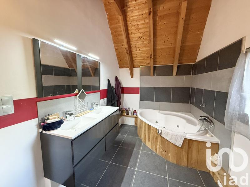 Maison - 155 m² - 6 pièces