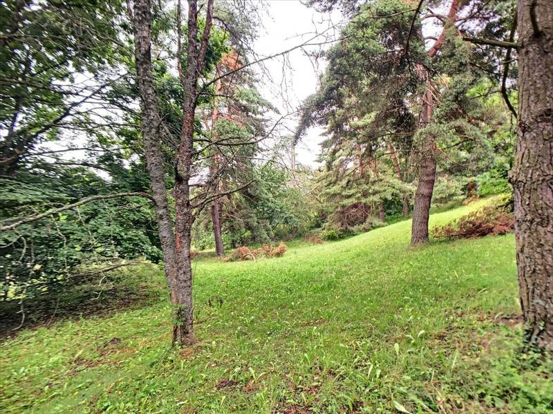 Terrain constructible - 2 028 m²