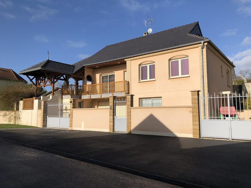 Maison - 154 m² - 6 pièces