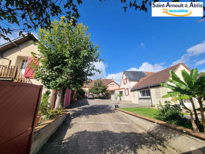 Maison ancienne - 355 m² - 14 pièces