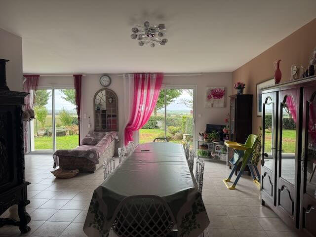 Maison - 127 m² - 4 pièces