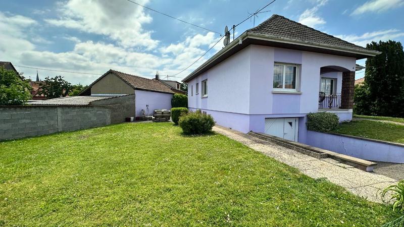 Maison traditionnelle - 166 m² - 7 pièces