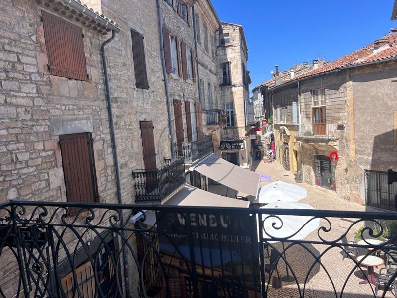 Demeure - 430 m² - 18 pièces