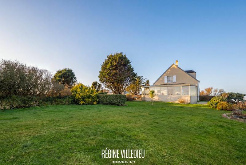 Maison - 159 m² - 6 pièces