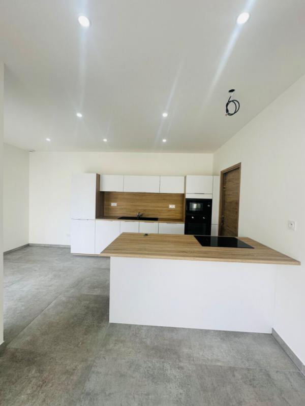 Maison - 103 m² - 6 pièces