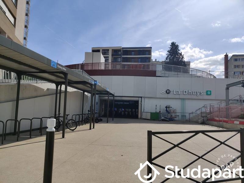 Chambre - 10 m² - 1 pièce