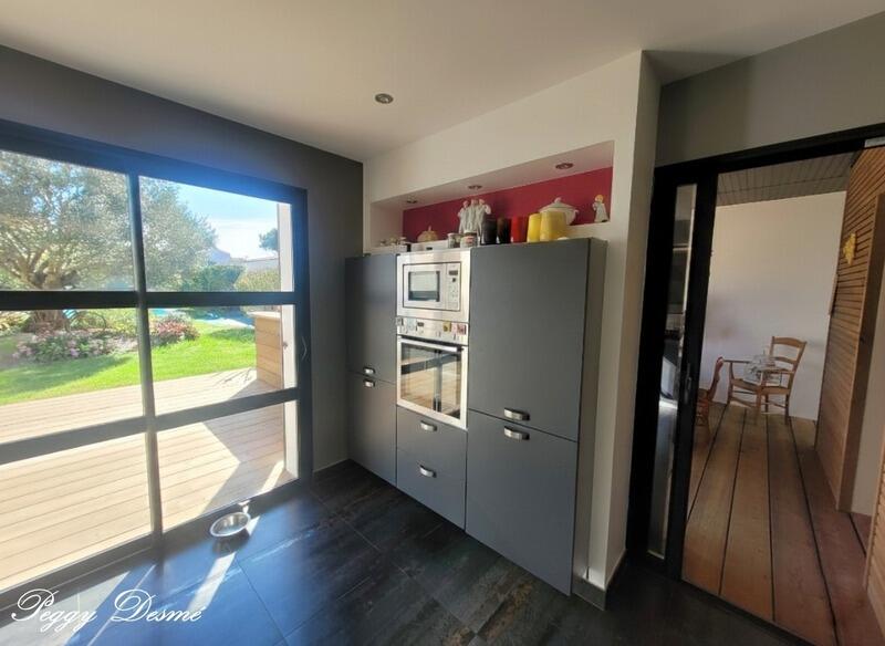 Villa - 173 m² - 6 pièces