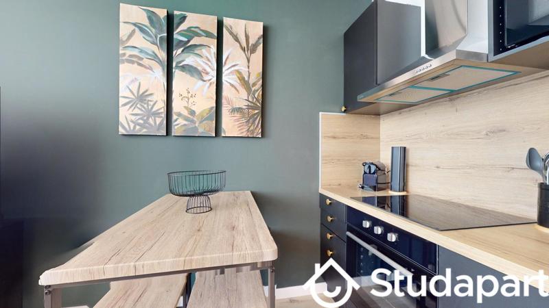 Chambre - 13 m² - 1 pièce