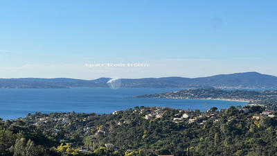 Maison - 140 m² - 4 pièces