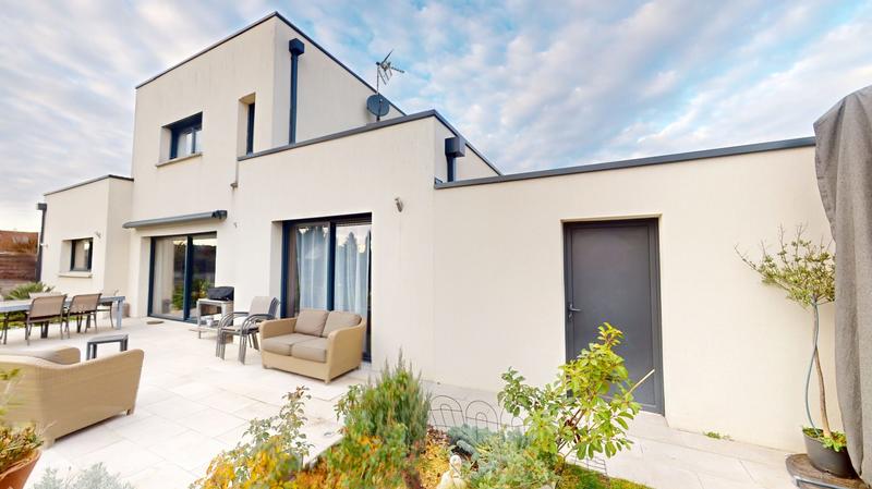 Maison contemporaine - 122 m² - 5 pièces