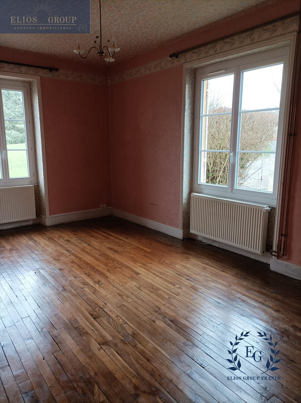 Maison traditionnelle - 104 m² - 4 pièces