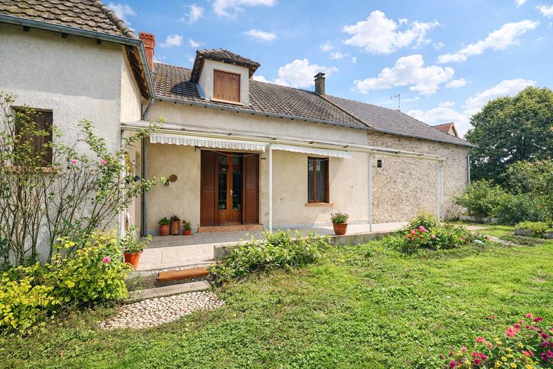 Maison - 165 m² - 9 pièces