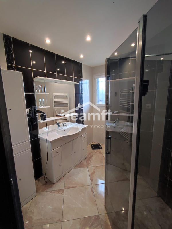 Villa - 113 m² - 4 pièces