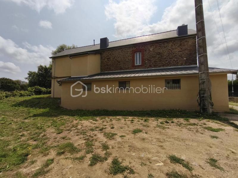 Maison - 275 m² - 7 pièces