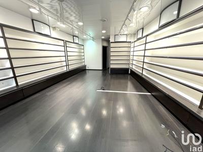 Local commercial - 114 m²