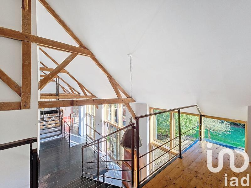 Maison - 277 m² - 8 pièces