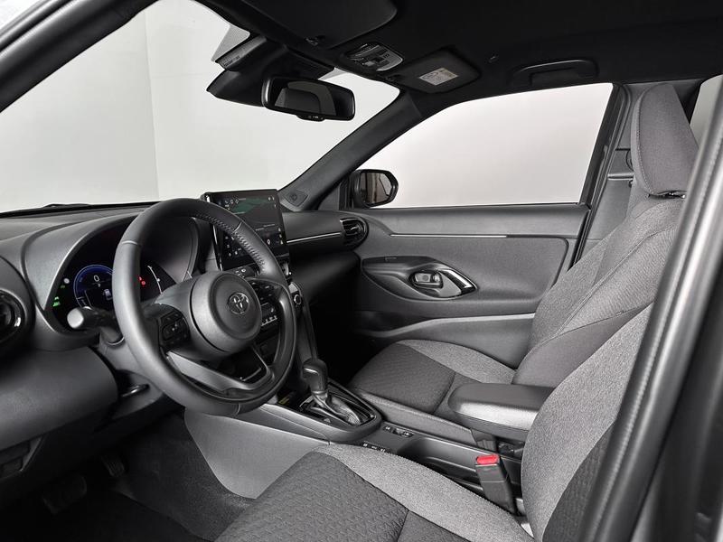 Toyota Yaris Cross Design -17% Neuve en Stock Hybrid 130 Carplay Sieges Chauff Camera Regul Acc 2wd