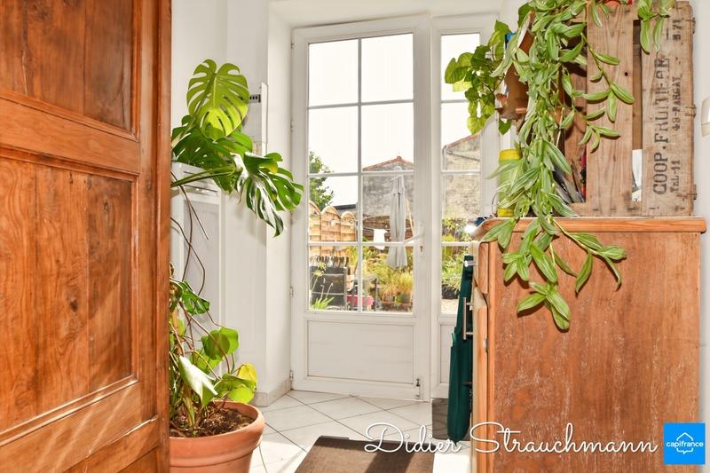 Maison - 234 m² - 7 pièces