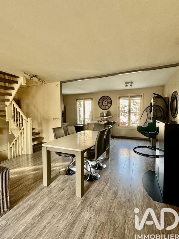 Maison - 123 m² - 6 pièces