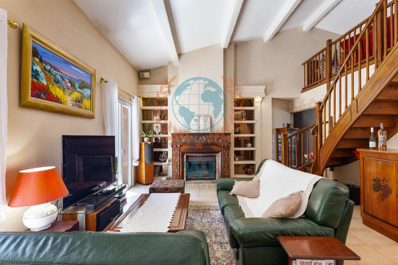 Maison - 165 m² - 6 pièces