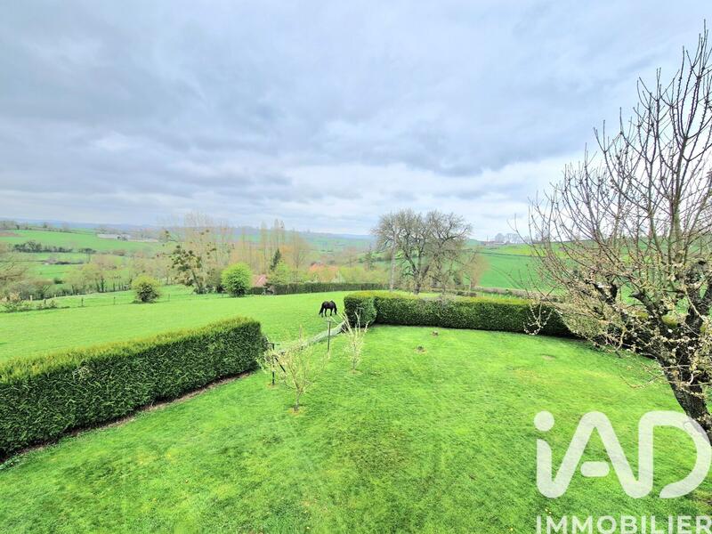 Maison - 143 m² - 7 pièces