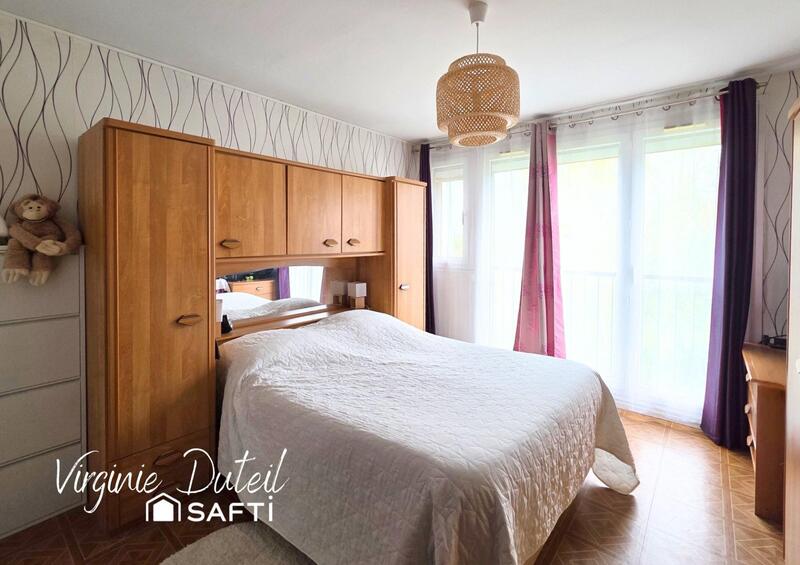 Appartement - 82 m² - 5 pièces